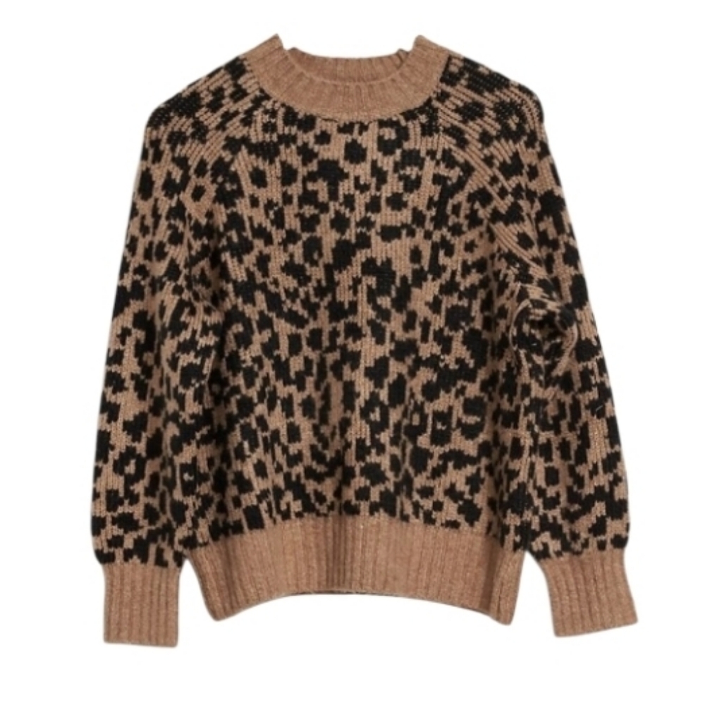 Old Navy Cheetah Cozy Crew Neck Sweater Sz M